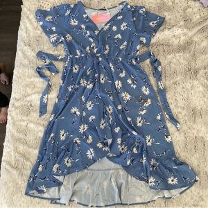 NEW BloomChic Blue Wrap Dress with White Floral Print